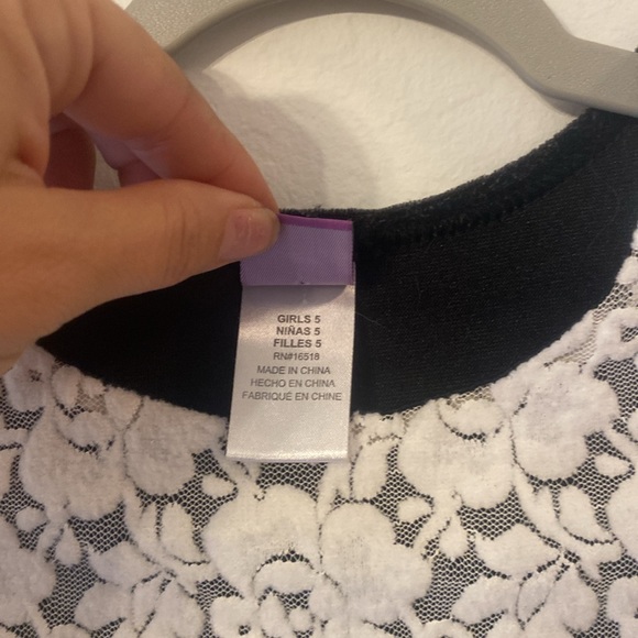 Girls dress - Picture 3 of 3